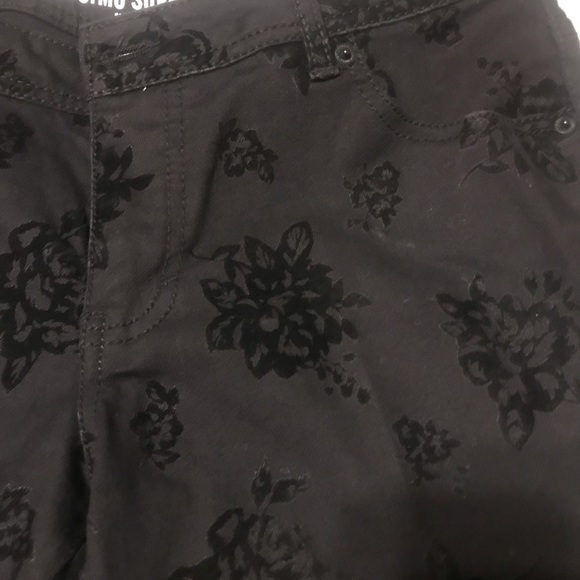 Mossimo skinny black jeans. - Picture 7 of 7